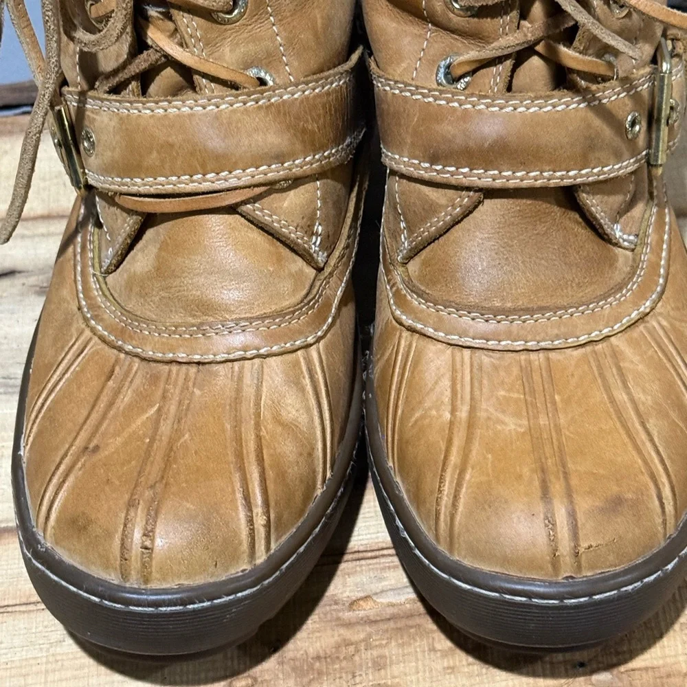 Sperry Saltwater‎ Leather Duck Boot Faux Fur Cuff Size 7 A38